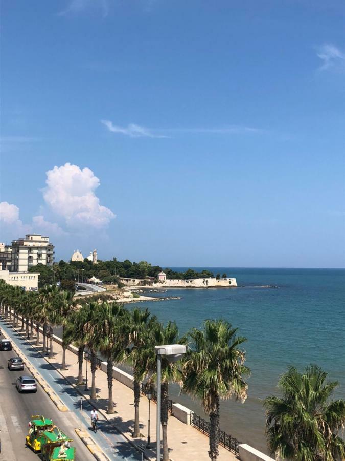 La Casa Di Gaia Hotel Trani Esterno foto